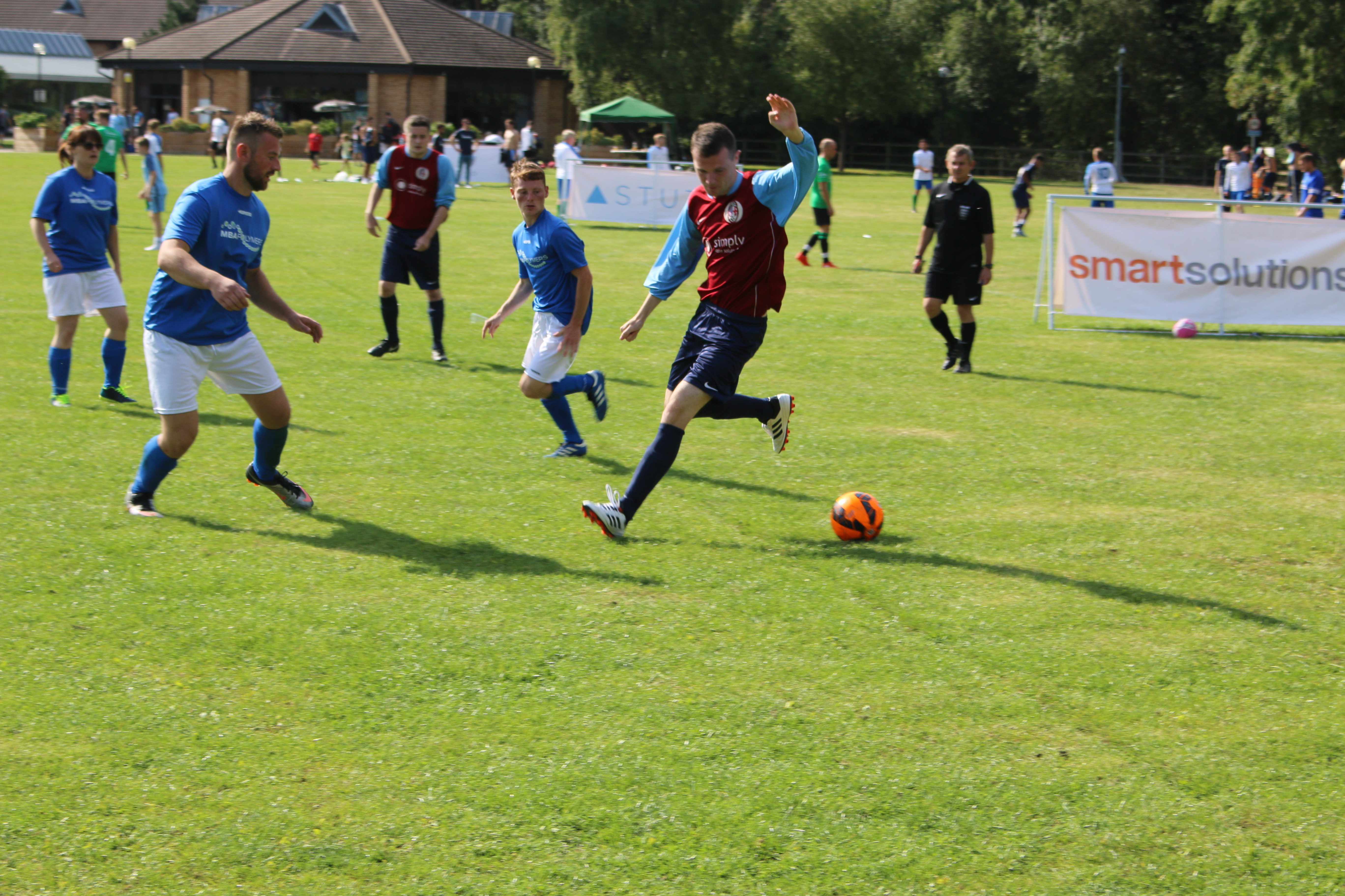 Waste World Cup, football in action